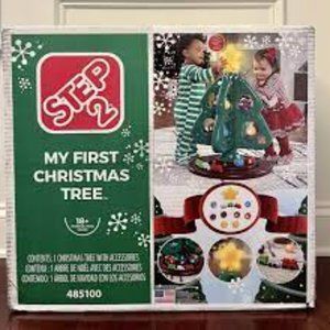 Step2 My First Christmas Tree with Lights and Sounds, Ornaments & Train